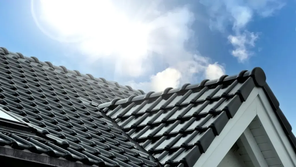 solar tiles Beautiful Roofs