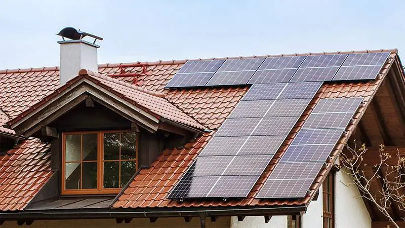 Solar Shingles vs. Panels