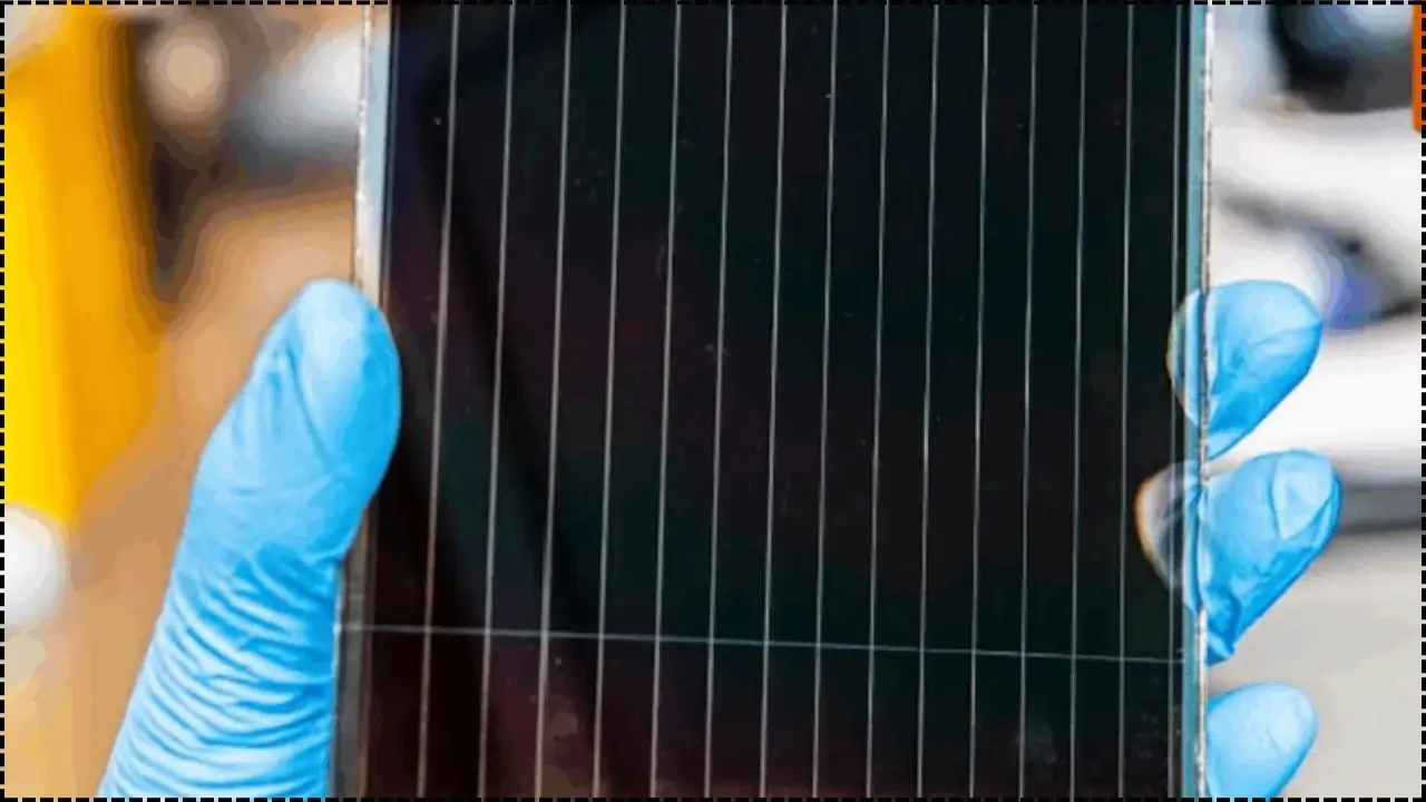 Perovskite-Silicon Tandem Cells